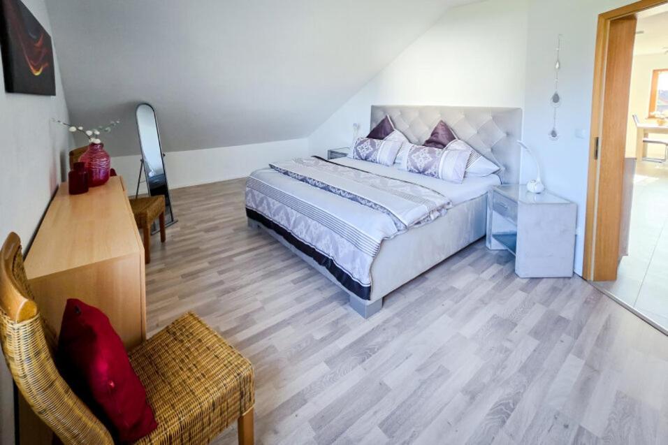 Premium Ferienwohnung Michelau Michelau in Oberfranken Bagian luar foto